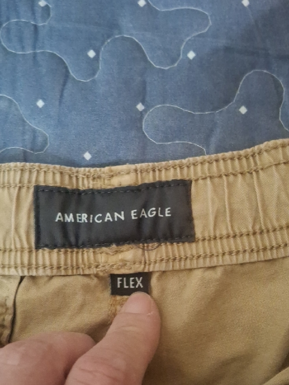 American Eagle Men's Drawstring Cotton Shorts - Tan size small - Picture 2 of 5